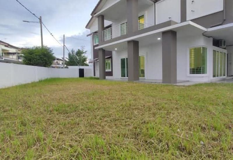 Ipoh botani beringin fully furnished double storey corner house for rent