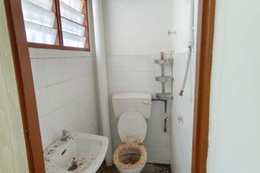 Panorama Lapangan Perdana Flat