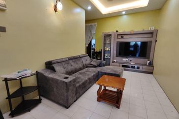 Ipoh klebang restu freehold renovated single storey house for sale