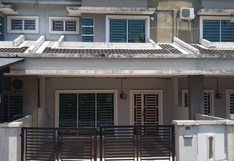 Ipoh meru raya double storey house for rent
