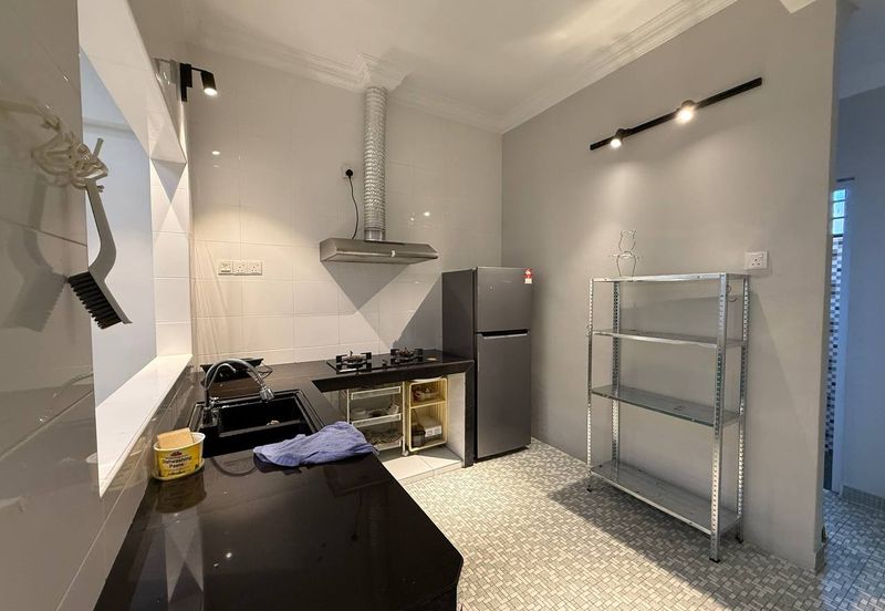 Ipoh garden east fully furnished renovated single storey house for rent