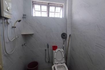 Ipoh garden east facing open renovated extended double storey house for sale