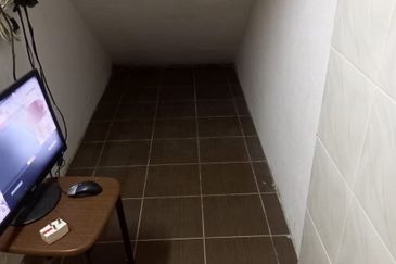 Ipoh Simpang Pulai Height renovated extended double storey shoplot for sale