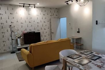 Ipoh jln kl kangsar Genesis fully furnished townhouse for sale