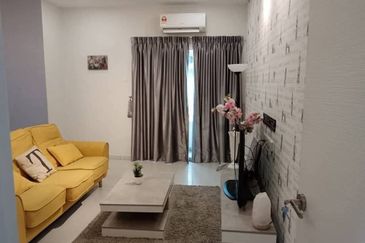 Ipoh jln kl kangsar Genesis fully furnished townhouse for sale