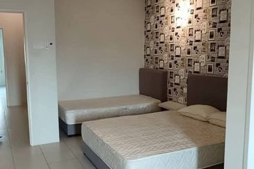 Ipoh jln kl kangsar Genesis fully furnished townhouse for sale