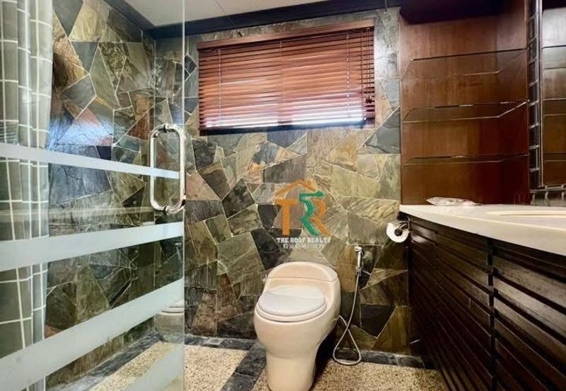 KONDOMINIUM DAMAIPURI