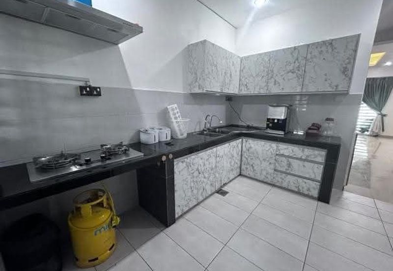 Ipoh klebang pine park renovated double storey house for rent