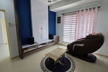 Ipoh botani palma  partial furnished double storey semi-d house for sale