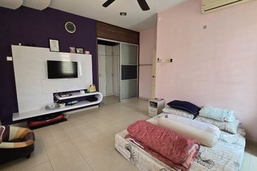 Ipoh botani palma  partial furnished double storey semi-d house for sale