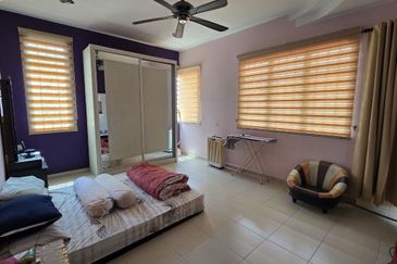 Ipoh botani palma  partial furnished double storey semi-d house for sale