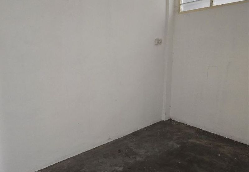 Panorama Lapangan Perdana Flat