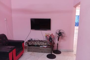 Ipoh silibin renovated extended single storey house for sale