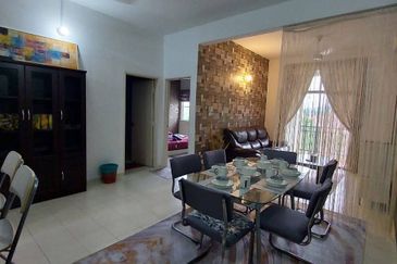 Alpine Village Apartment