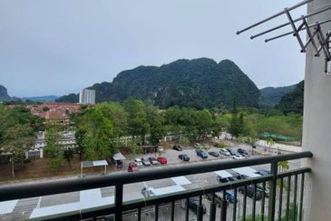 Alpine Village Apartment