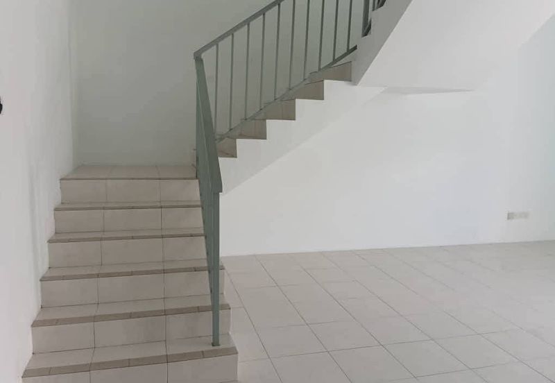 Ipoh meru chepor double storey inter corner house for rent