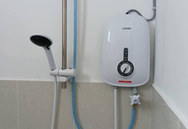 Ipoh meru chepor double storey inter corner house for rent