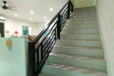 Ipoh lahat super big renovated extended double storey corner house for sale