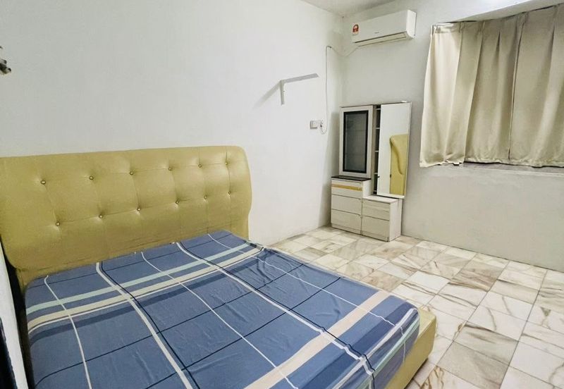 Ipoh klebang restu partial furnished 2 sty inter corner house for rent