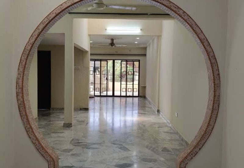 Ipoh lim garden single storey semi-d house for rent