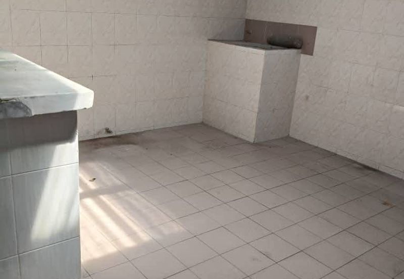 Ipoh lim garden single storey semi-d house for rent