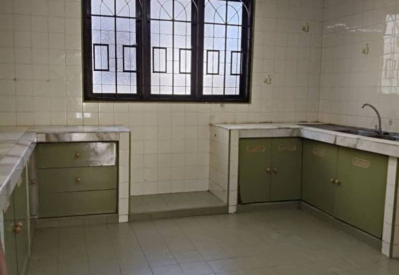 Ipoh lim garden single storey semi-d house for rent