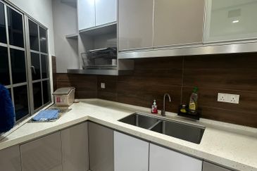 Ipoh gunung rapat hillcity fully furnished gated guarded 3 rooms condo for rent