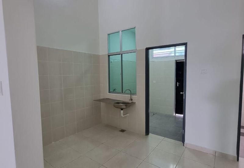 Ipoh pengkalan permai partial furnished single storey house for rent