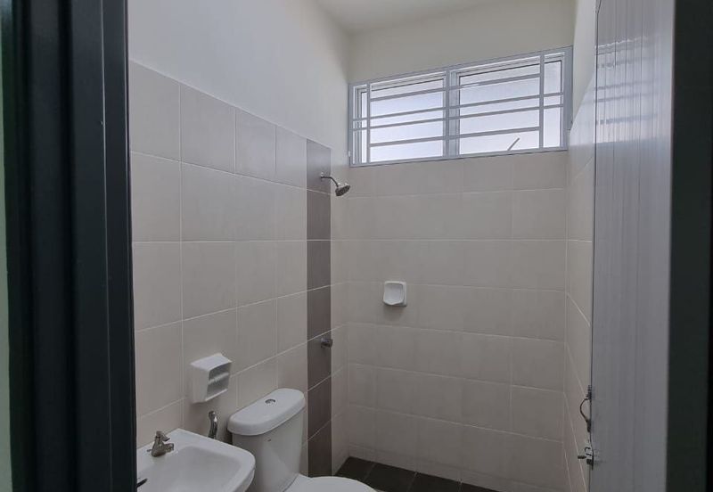 Ipoh pengkalan permai partial furnished single storey house for rent