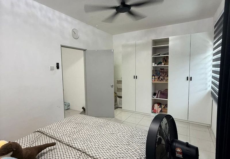 Ipoh meru chepor renovated double storey empty unit house for rent