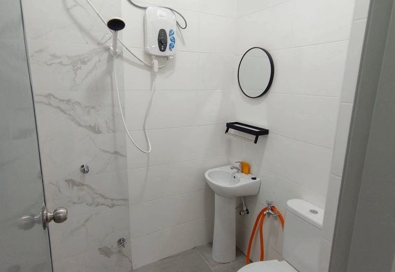 Ipoh klebang sierra partial furnished facing empty land 1 sty house for rent