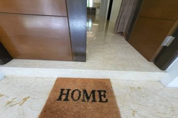 Ipoh tambun upland partial furnished 2sty semi-d corner house for rent