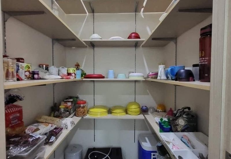 Ipoh tambun upland partial furnished 2sty semi-d corner house for rent