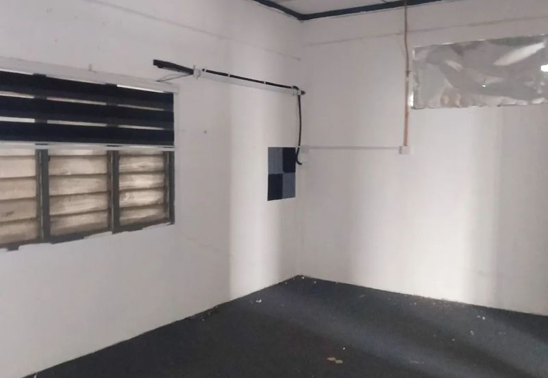 Ipoh pengkalan 1 super big fully covered semi-d factory for rent