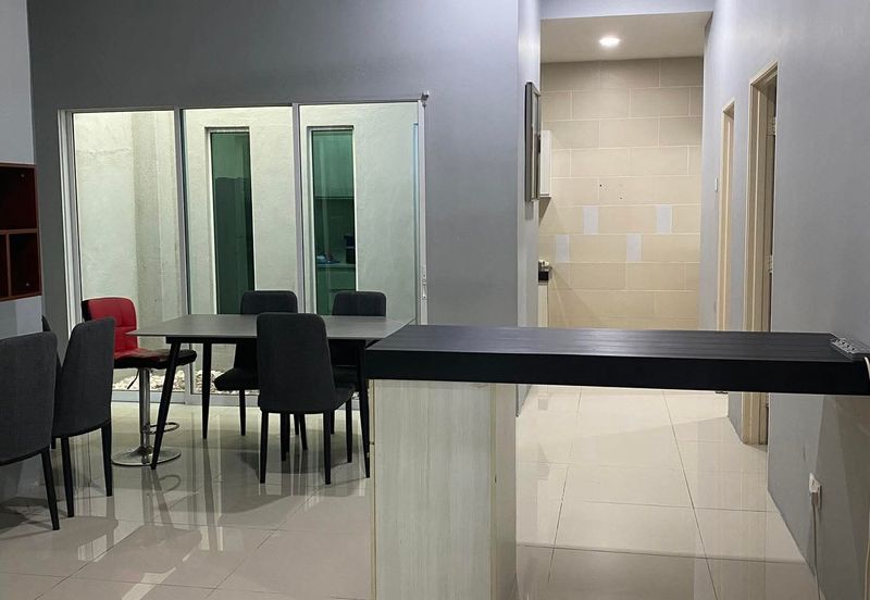 Ipoh tasek square partial furnished  2sty semi-d corner house for rent