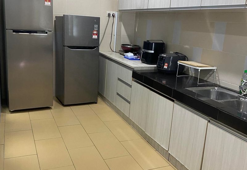 Ipoh tasek square partial furnished  2sty semi-d corner house for rent