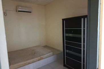 Ipoh gunung rapat Ipoh jaya fully furnished 2sty inter corner house for rent