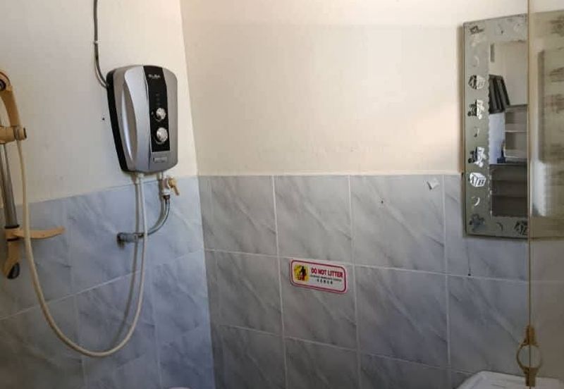 Ipoh gunung rapat Ipoh jaya fully furnished 2sty inter corner house for rent