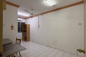 Ipoh bercham fully furnished renovated double storey house for rent