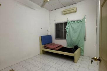 Ipoh bercham fully furnished renovated double storey house for rent
