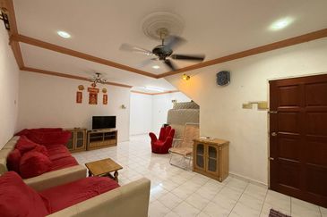 Ipoh bercham fully furnished renovated double storey house for rent