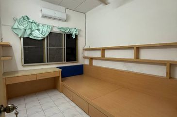 Ipoh bercham fully furnished renovated double storey house for rent