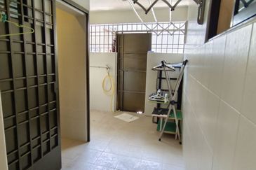 Ipoh pengkalan indah renovated 2 storey semi-d house for rent