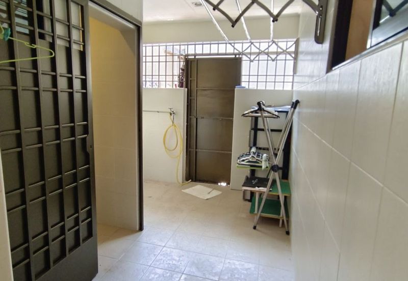 Ipoh pengkalan indah renovated 2 storey semi-d house for rent