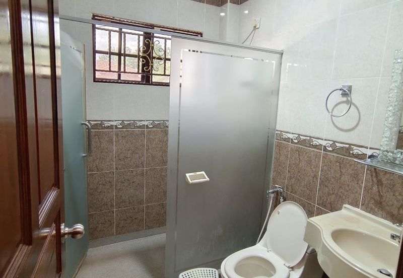 Ipoh pengkalan indah renovated 2 storey semi-d house for rent