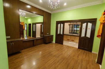 Ipoh pengkalan indah renovated 2 storey semi-d house for rent