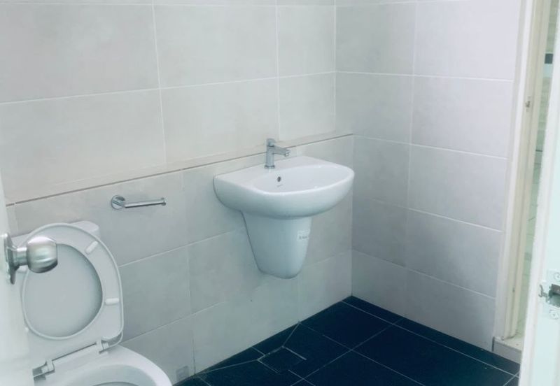 Ipoh Jalan Kuala Kangsar sunland fully furnished gated guarded 3 storey semi-d corner house for rent