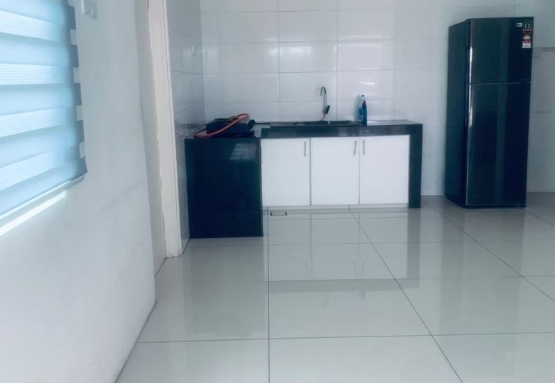 Ipoh Jalan Kuala Kangsar sunland fully furnished gated guarded 3 storey semi-d corner house for rent