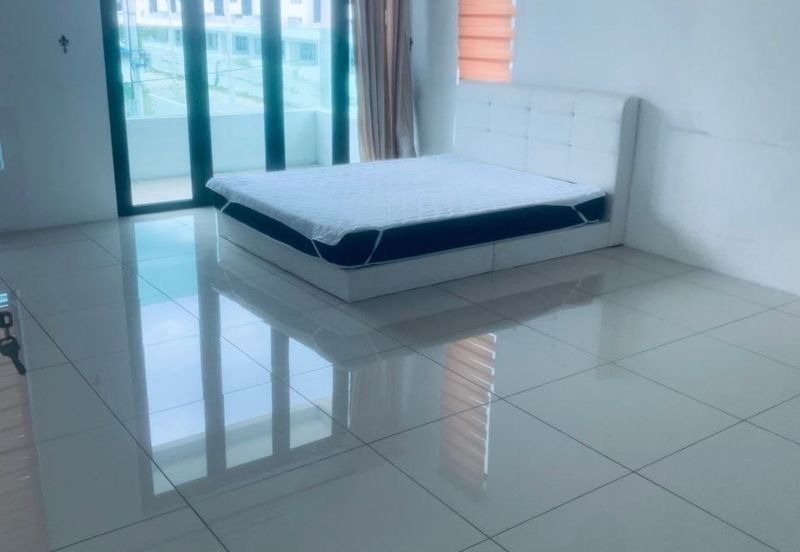 Ipoh Jalan Kuala Kangsar sunland fully furnished gated guarded 3 storey semi-d corner house for rent