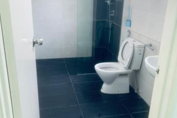 Ipoh Jalan Kuala Kangsar sunland fully furnished gated guarded 3 storey semi-d corner house for rent